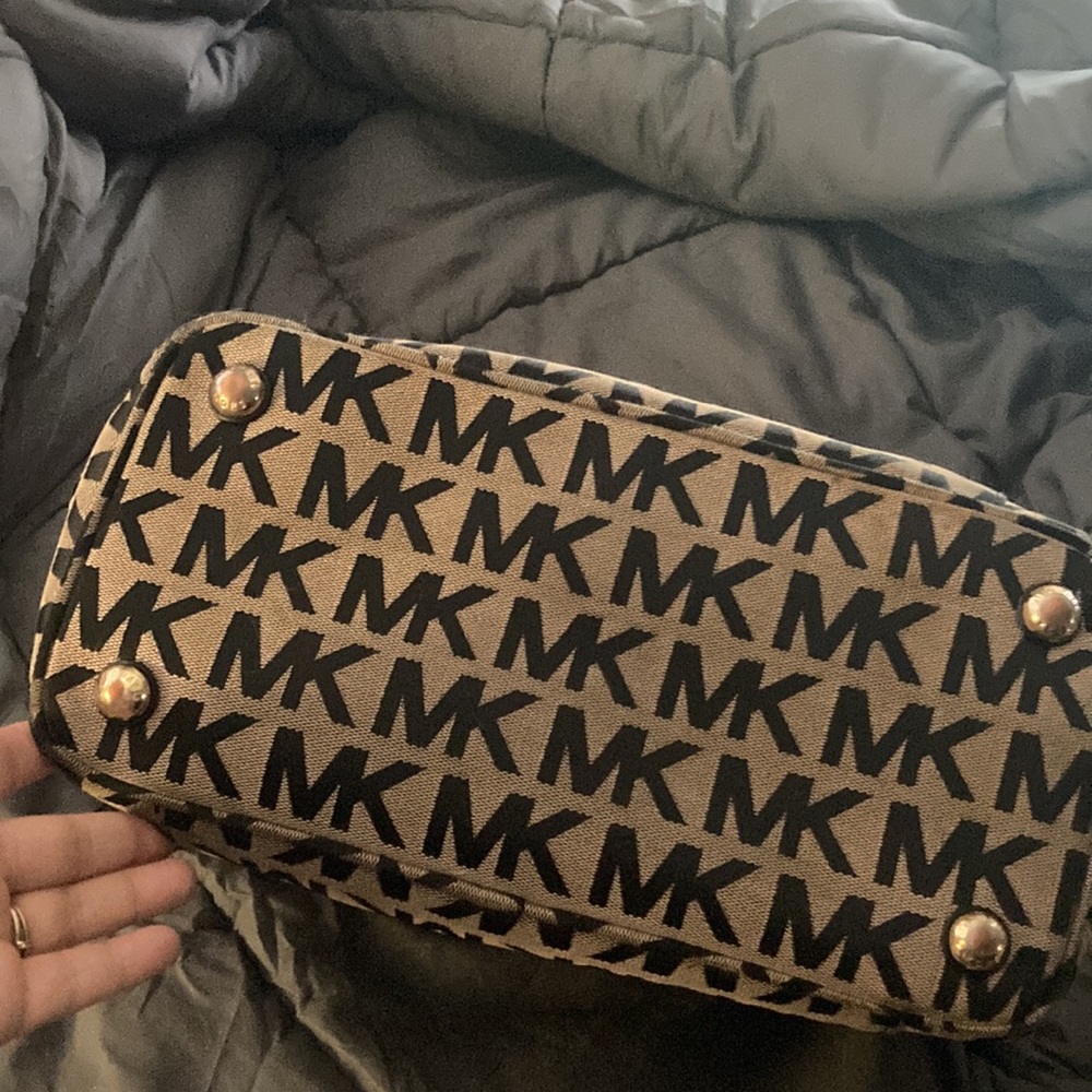 Large bag - Picture 3 of 3
